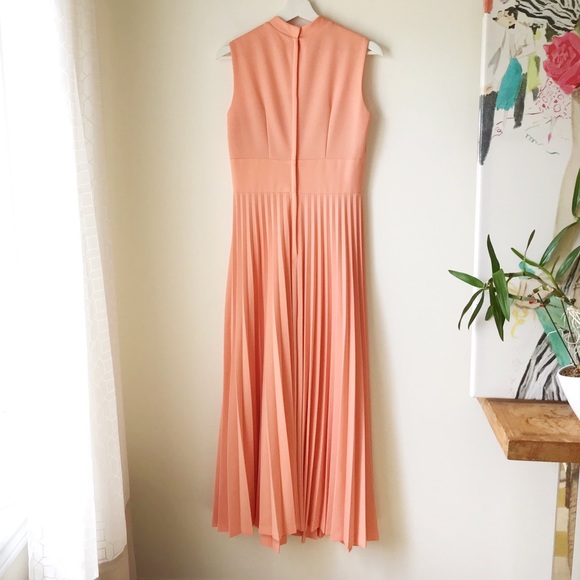 Peach pleated hand made maxi dress - Picture 8 of 9